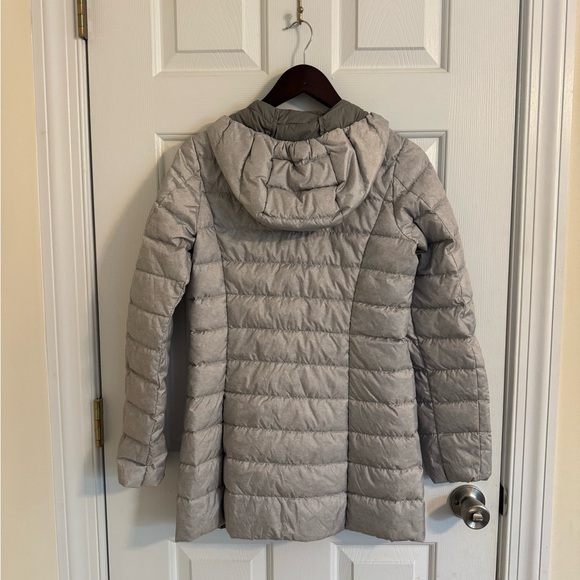 Eddie Bauer women’s puffer jacket size xs gray - Picture 5 of 5